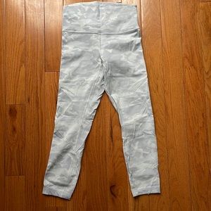 LULULEMON white camouflage print leggings